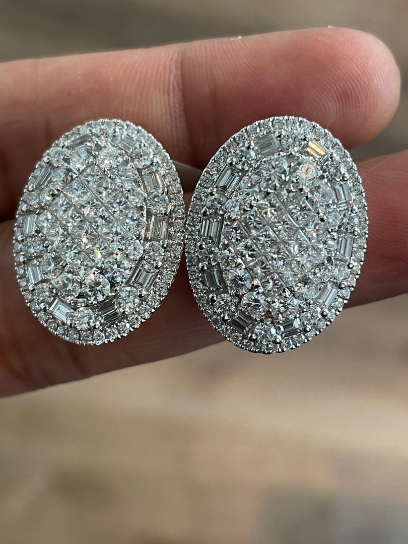 Sparkling 18K White Gold Diamond Oval Big Earring