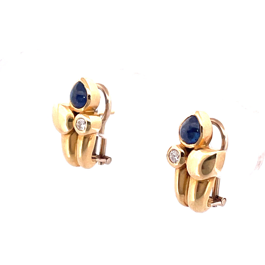Exquisite 18k Yellow Gold Italian Cabochon Sapphire Ring and Earring Set