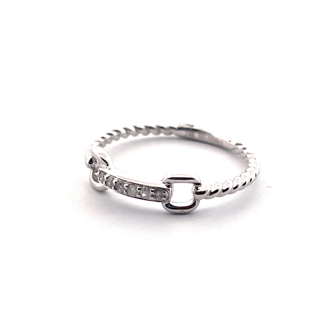 14k White Gold GG Link Diamond Ring