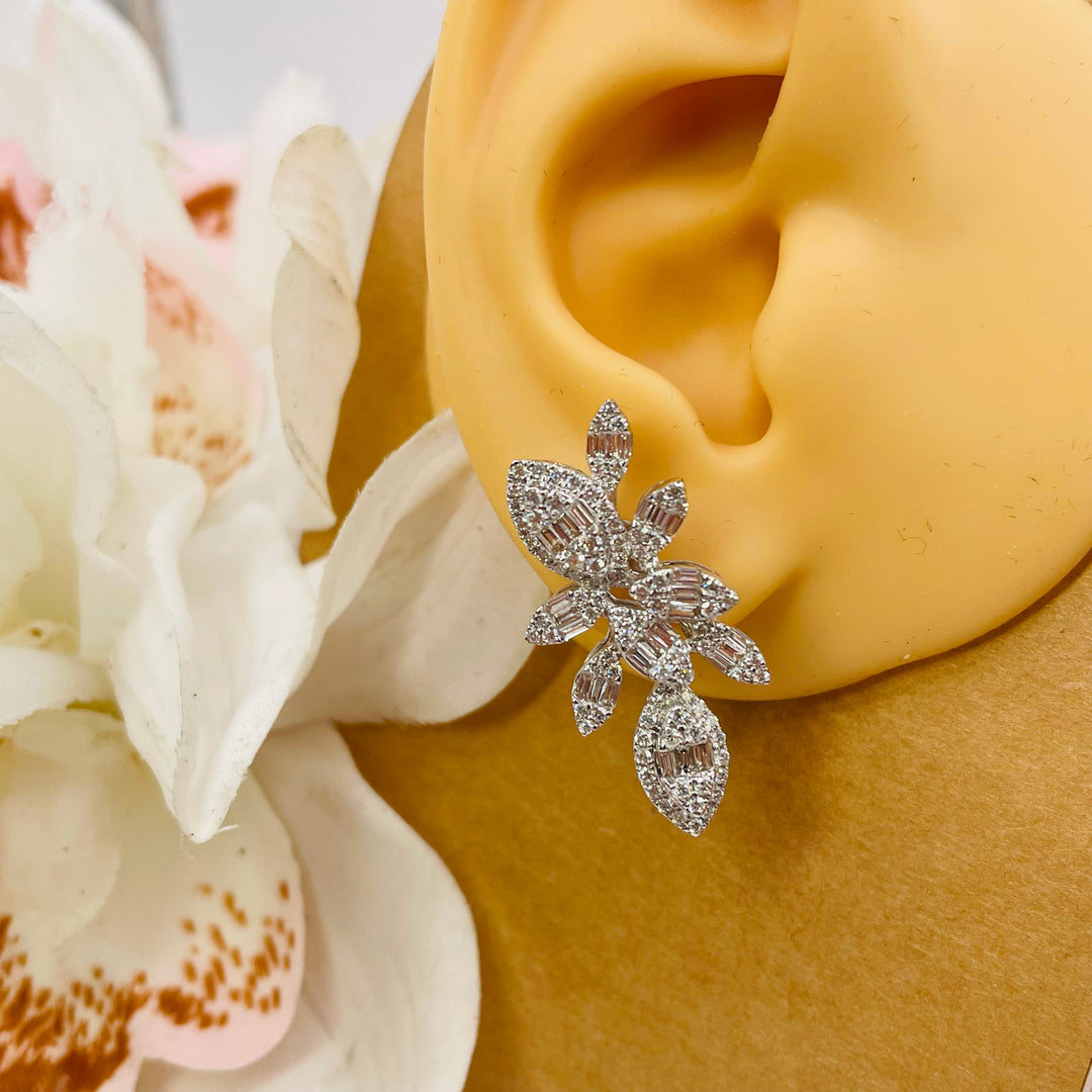 Exquisite and Elegant 18K White Gold Oval Diamond Leaf Earrings